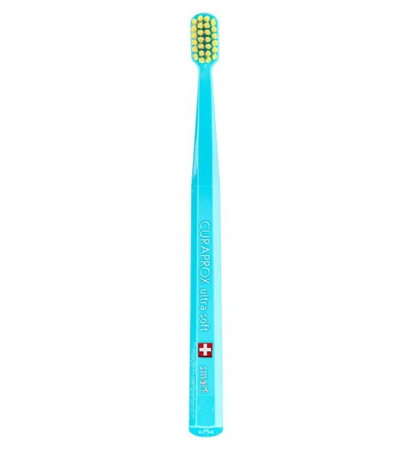 7612412423013-1.jpg Curaprox – CS Smart – Brosse à dents – Image 1