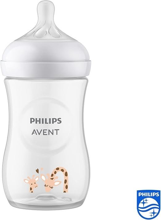 Carroussel2-BIBERON-NATURAL-3.0-TEAT-1M-260ML-Deco-Giraffe-1.jpg AVENT BIBERON NATURAL 3.0 TEAT 1M+ 260ML DECO GIRAFFE SCY903/66 – Image 1