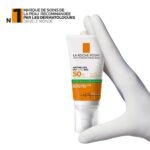 La Roche-Posay Anthelios UVMUNE400 Oil Control Invisible SPF50+ Peau Mixte à Grasse Acnéique | 50ml – Image 11